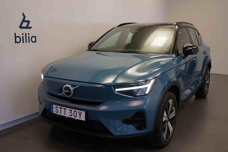 Blå Begagnad 2023 Volvo XC40 Single Motor SUV | 329 500 kr - Bild 1/1