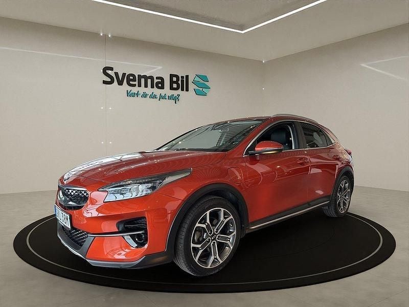 Orange fusion metallic Begagnad 2021 Kia XCeed Advance SUV | 224 900 kr (Marknadspris) - Bild 1/4