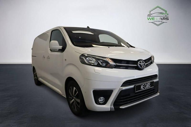 Begagnad Toyota Proace 116 HK (85 kW) 2016 Vit Minibuss