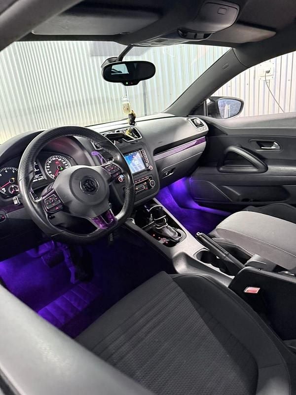 Begagnad VW Scirocco 160 HK (117 kW) 2011