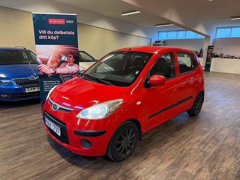 Röd Begagnad 2009 Hyundai i10 Halvkombi | 29 900 kr (Marknadspris) - Bild 1/4