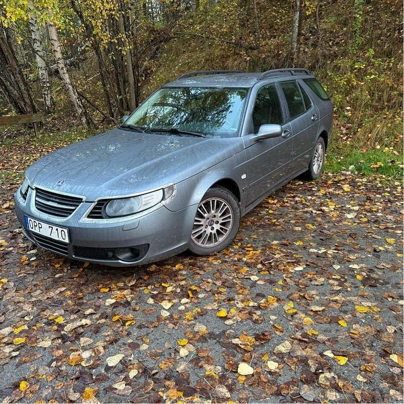 Grå Begagnad 2007 Saab 9-5 Linear Kombi | 29 500 kr (Marknadspris) - Bild 1/4