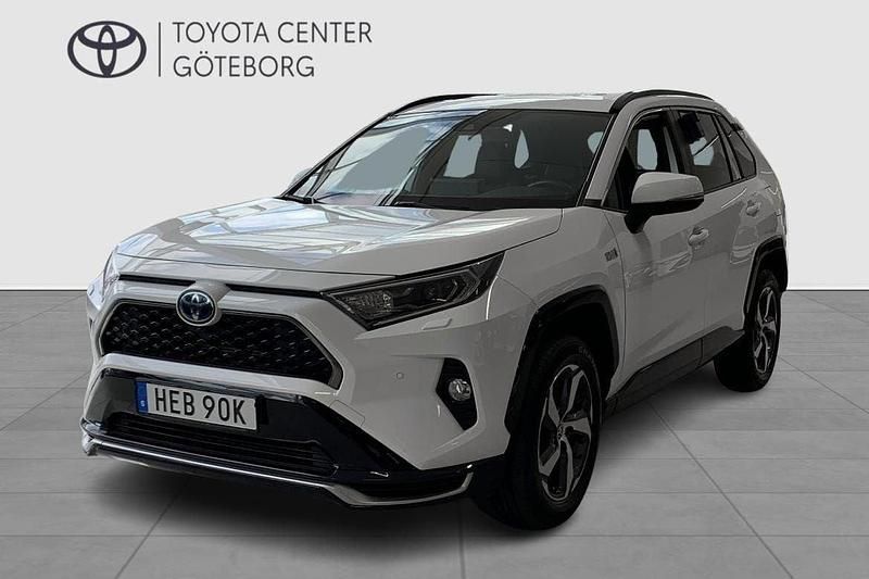 Vit Begagnad 2021 Toyota RAV4 Hybrid SUV | 379 900 kr (Marknadspris) - Bild 1/3
