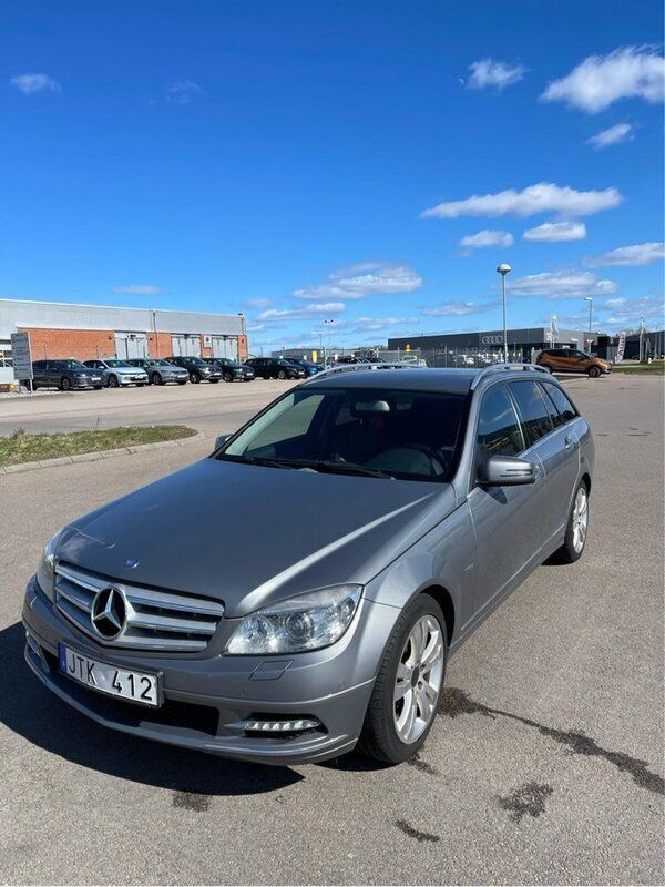 Silver Begagnad 2011 Mercedes C220 Avantgarde Kombi | 105 000 kr (Marknadspris) - Bild 1/4