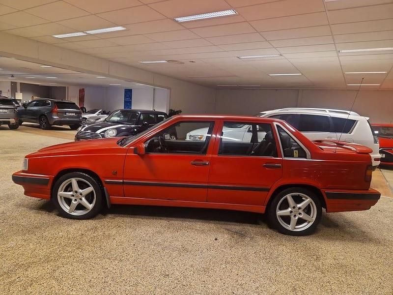 Begagnad Volvo 850 SE 140 HK (102 kW) 1994 Röd Sedan