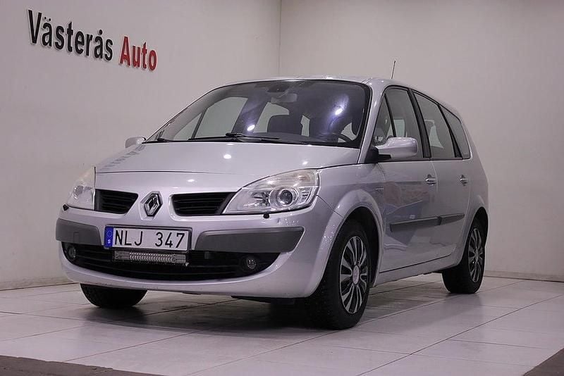 Begagnad Renault Grand Scénic II 133 HK (97 kW) 2006 Ljusgrå Minibuss