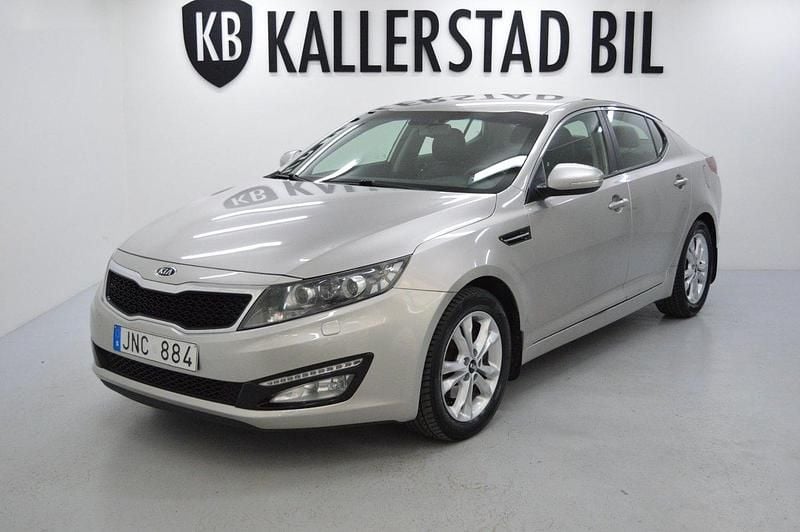Silver Begagnad 2012 Kia Optima Sedan | 92 900 kr (Marknadspris) - Bild 1/4