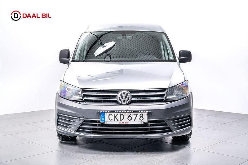Begagnad VW Caddy 150 HK (110 kW) 2017 Silver Minibuss