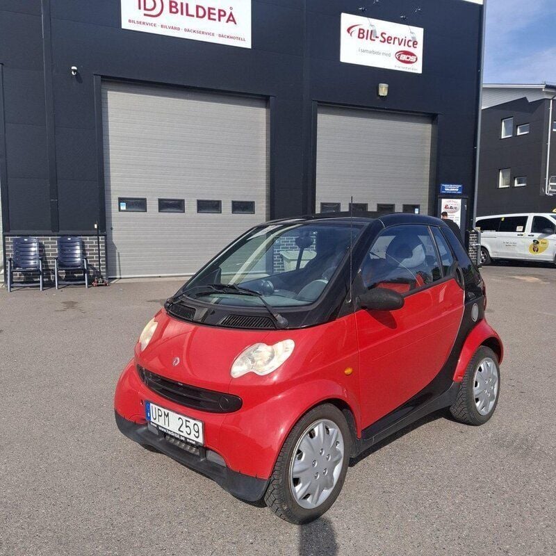 Begagnad 2003 Smart ForTwo Cabrio Cab | 19 000 kr - Bild 1/4