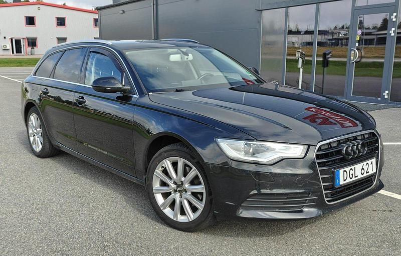 Svart Begagnad 2014 Audi A6 Comfort Kombi | 119 000 kr (Marknadspris) - Bild 1/4