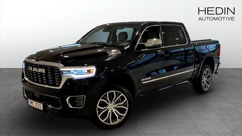 Ny 2025 RAM 1500 Pickup | 999 900 kr - Bild 1/4