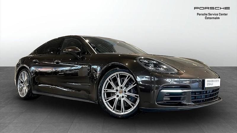 Mörkbrun Begagnad 2020 Porsche Panamera Edition Halvkombi | 675 000 kr - Bild 1/4