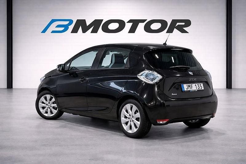 Begagnad Renault Zoe 64 kW (88 HK) 2015 Svart Halvkombi