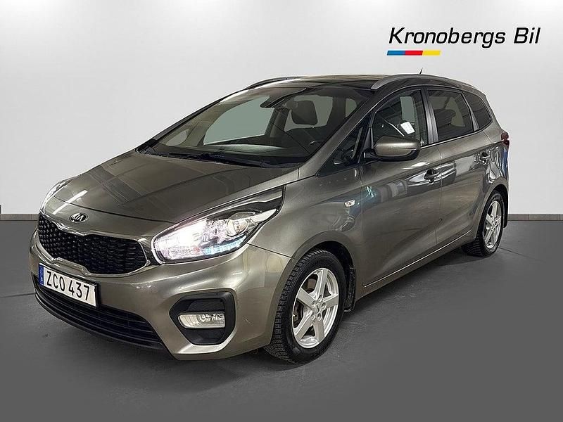 Grå Begagnad 2018 Kia Carens Minibuss | 159 900 kr (Dyr) - Bild 1/4