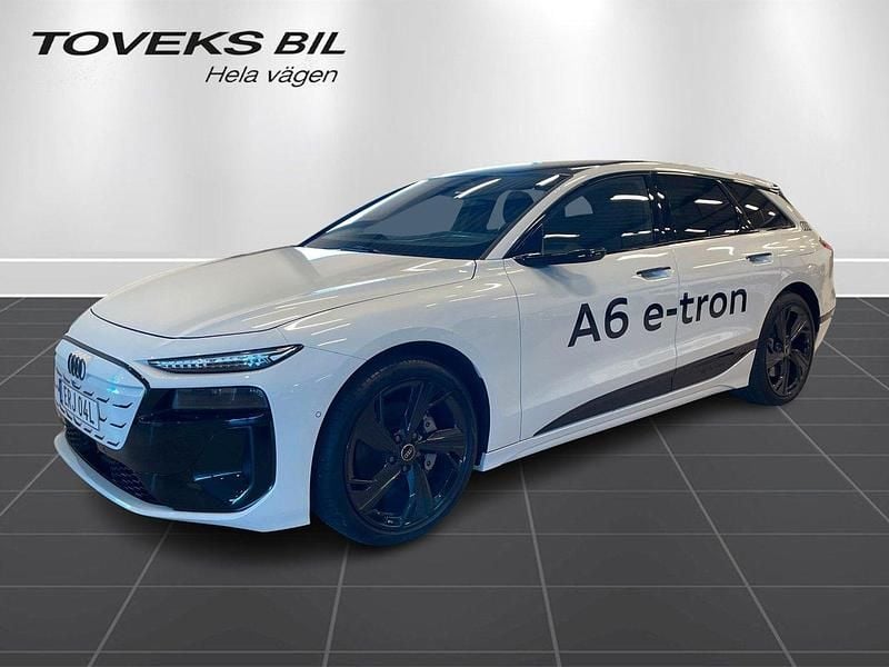 Vit Begagnad 2025 Audi A6 e-tron S-Line Kombi | 799 000 kr (Bra pris) - Bild 1/4