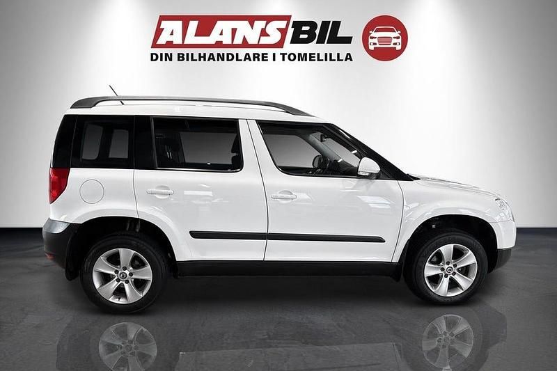 Begagnad Skoda Yeti Ambition 105 HK (77 kW) 2011 Vit SUV