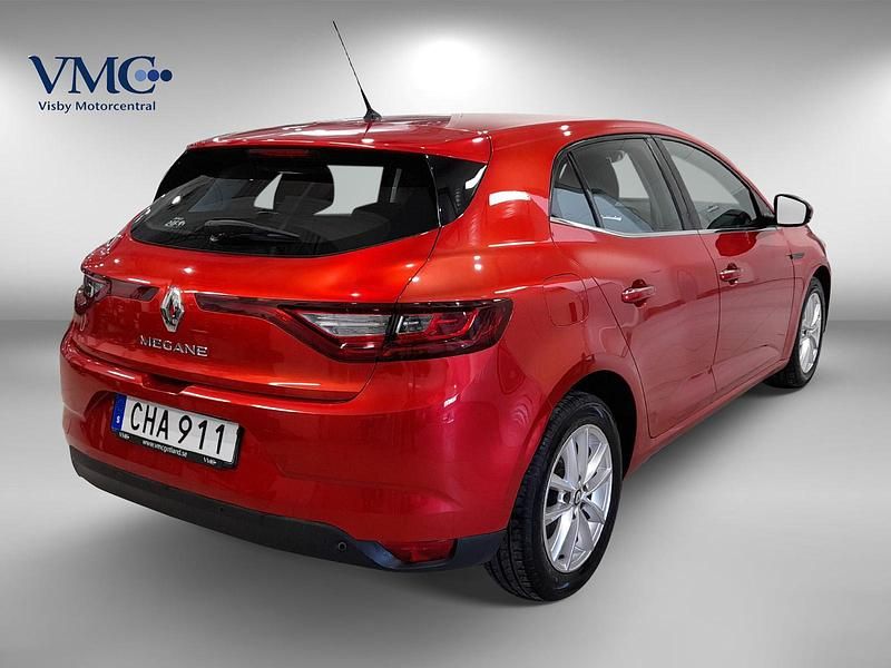 Begagnad Renault Mégane III 2016 Röd