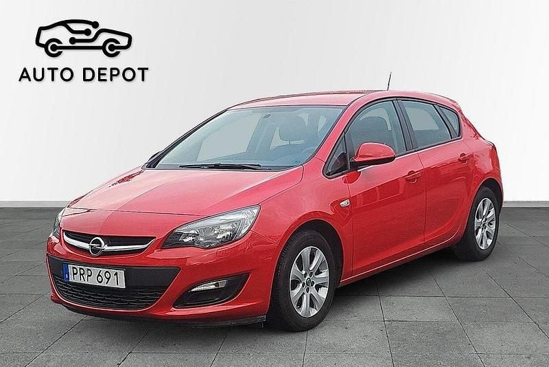 Mörkblå Begagnad 2014 Opel Astra Enjoy Halvkombi | 69 900 kr (Marknadspris) - Bild 1/4