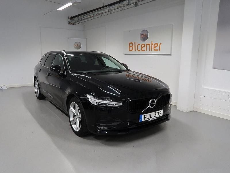 Svart Begagnad 2017 Volvo V90 Kombi | 199 900 kr (Marknadspris) - Bild 1/3