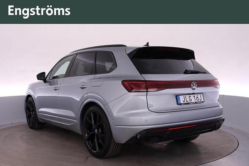 Ny VW Touareg R 2026 Silver SUV