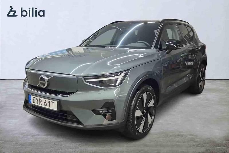 Grön Begagnad 2026 Volvo EX40 Single Motor Extended Range SUV | 569 000 kr (Marknadspris) - Bild 1/1
