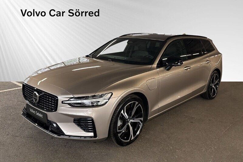 Grå Begagnad 2025 Volvo V60 Plus Kombi | 529 000 kr (Dyr) - Bild 1/3