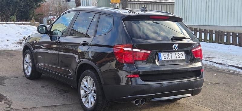 Begagnad BMW X3 184 HK (135 kW) 2012 Svart SUV