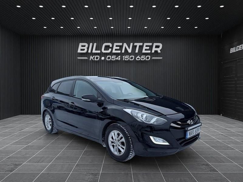 Begagnad Hyundai i30 135 HK (99 kW) 2014 Svart Kombi