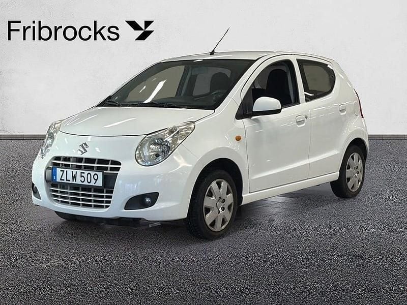 Vit Begagnad 2011 Suzuki Alto Halvkombi | 34 800 kr (Marknadspris) - Bild 1/4