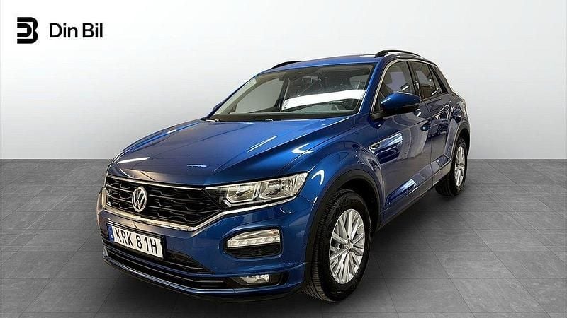 Blå (ravennablue metallic) Begagnad 2019 VW T-Roc Active SUV | 239 900 kr (Lite dyr) - Bild 1/4