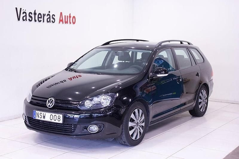 Begagnad VW Golf VI 102 HK (75 kW) 2010 Svart Halvkombi