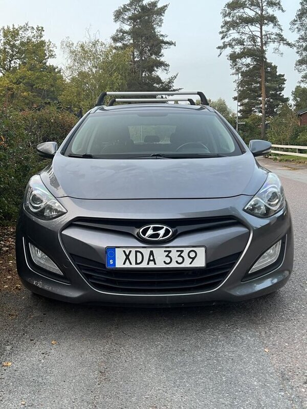 Begagnad 2014 Hyundai i30 1.6 Diesel 111 HK (100 000 kr) | Uppsala |  AutoUncle