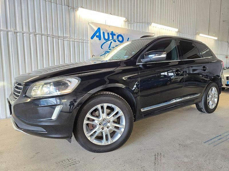 Svart Begagnad 2013 Volvo XC60 Summum SUV | 159 900 kr (Marknadspris) - Bild 1/4