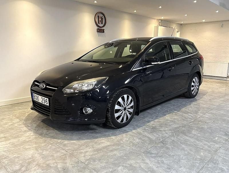 Begagnad Ford Focus 116 HK (85 kW) 2011 Svart Kombi