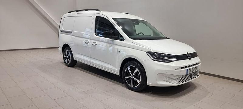 Vit (candyvit) Begagnad 2025 VW Caddy Maxi SE Minibuss | 519 000 kr - Bild 1/4
