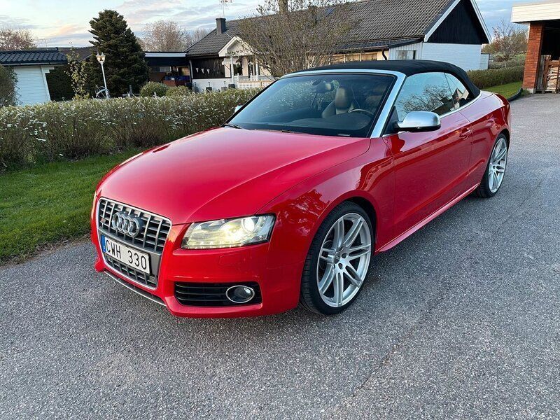 Röd Begagnad 2010 Audi S5 Cabriolet Cab | 239 900 kr - Bild 1/4