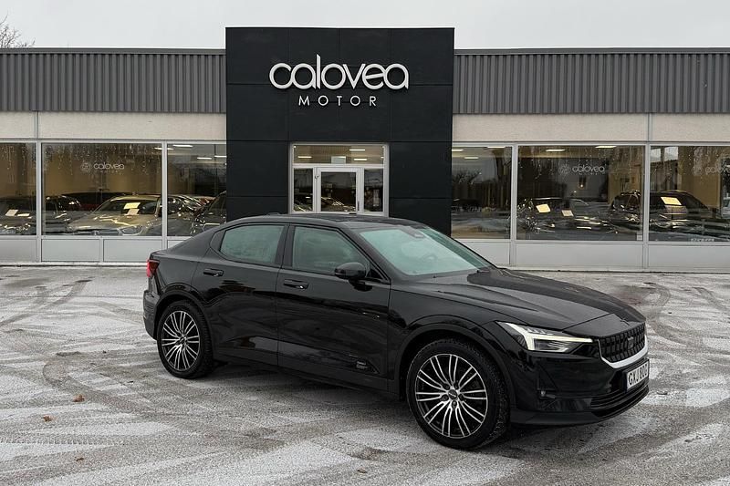 Svart Begagnad 2020 Polestar 2 Long Range Dual motor Halvkombi | 289 900 kr (Marknadspris) - Bild 1/4
