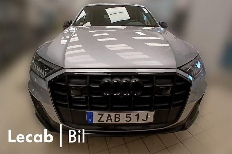 Florettsilver metallic Begagnad 2022 Audi Q7 S-Line SUV | 629 500 kr (Superpris) - Bild 1/1
