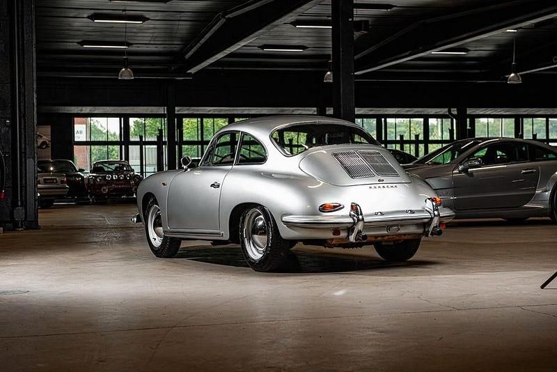 Begagnad Porsche 356 60 HK (44 kW) 1962 Silver Sportkupé