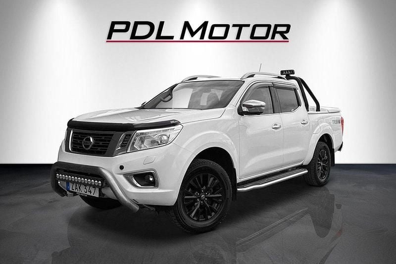 Vit Begagnad 2017 Nissan Navara Pickup | 219 900 kr (Marknadspris) - Bild 1/4