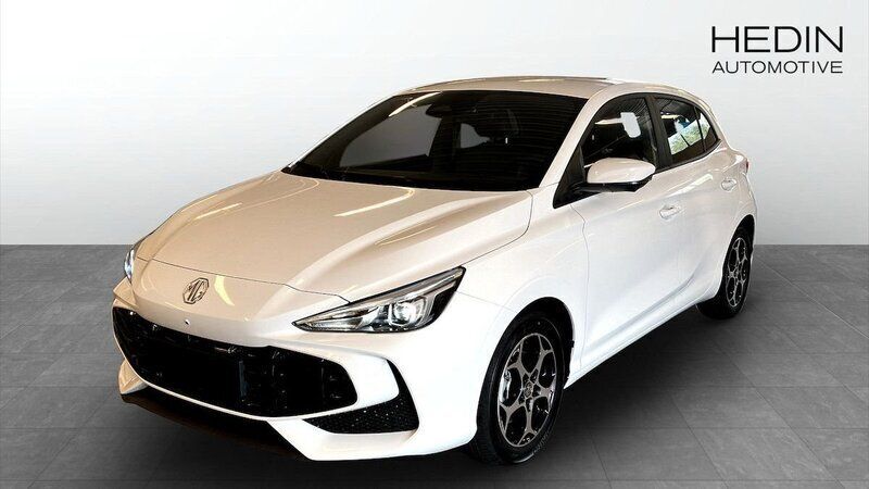 Vit (white) Ny 2024 MG MG3 Luxury Halvkombi | 269 990 kr (Marknadspris) - Bild 1/4
