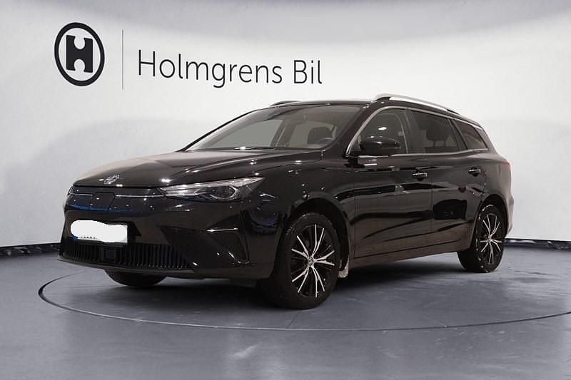 Svart Begagnad 2022 MG MG5 EV Luxury Kombi | 189 900 kr (Marknadspris) - Bild 1/4