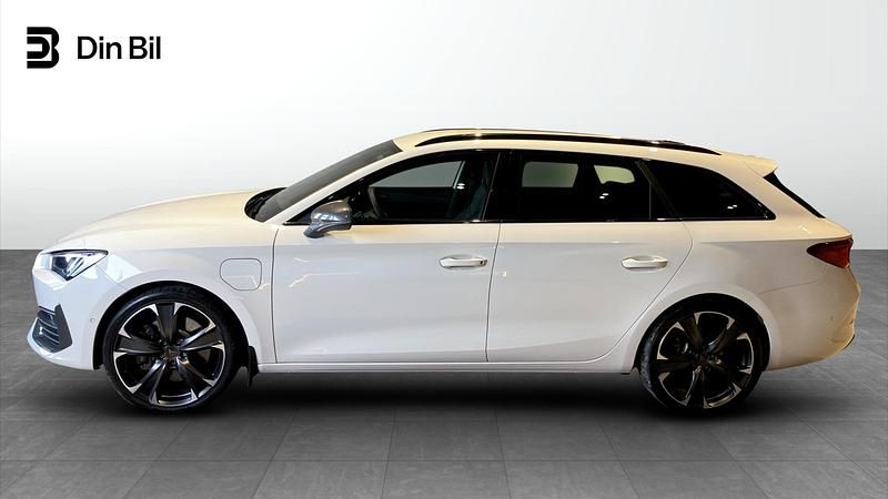 Begagnad Cupra Leon 2024 Vit