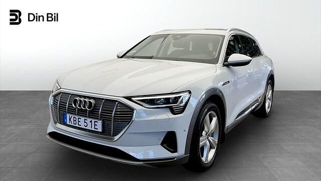 Vit Begagnad 2022 Audi e-tron Proline SUV | 479 000 kr (Lite dyr) - Bild 1/4