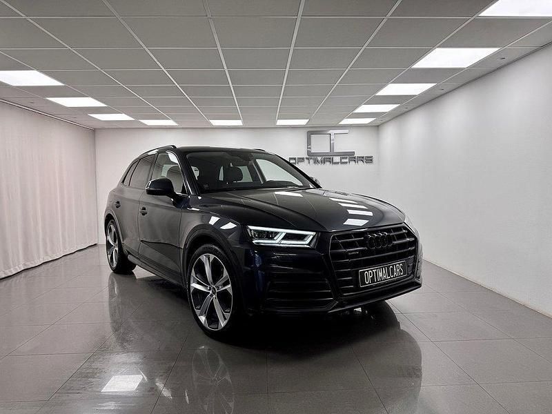 Grå Begagnad 2017 Audi Q5 Sport SUV | 239 900 kr (Marknadspris) - Bild 1/4