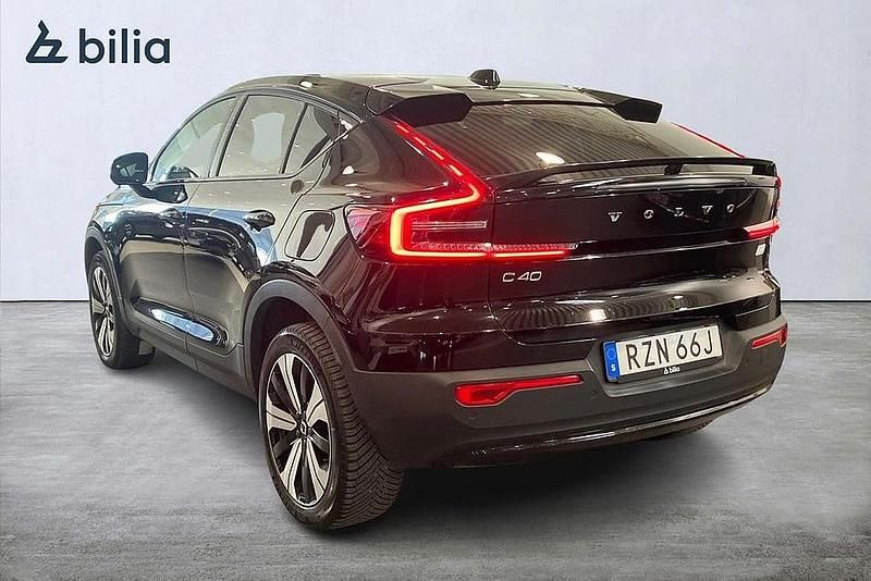 Begagnad Volvo C40 Single Motor 169 kW (231 HK) 2022 Svart SUV