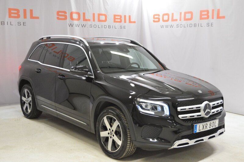 Svart Begagnad 2020 Mercedes GLB200 SUV | 259 900 kr (Marknadspris) - Bild 1/4