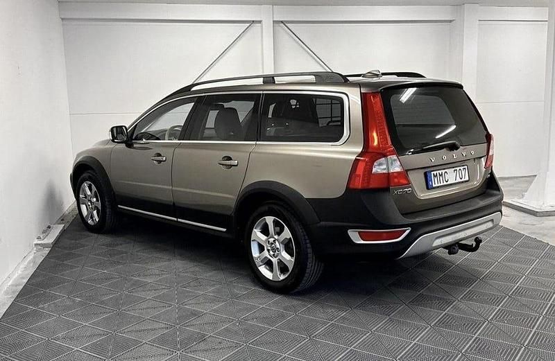 Begagnad Volvo XC70 Summum 185 HK (136 kW) 2008 Grå Kombi