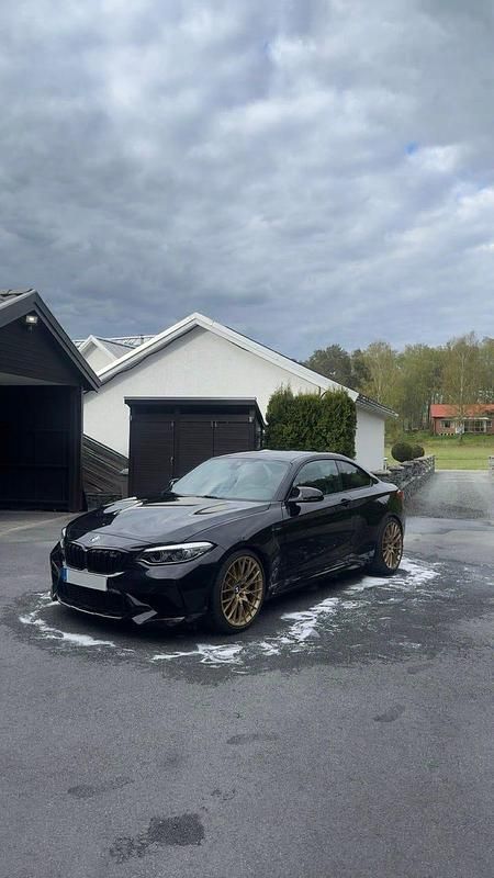 Begagnad BMW M2 596 HK (438 kW) 2019 Sportkupé