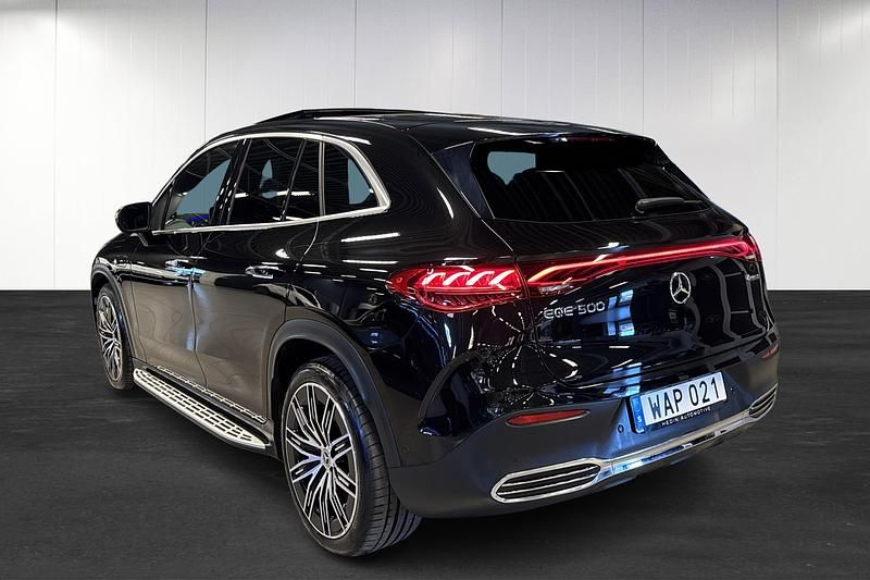 Begagnad Mercedes EQE500 300 kW (408 HK) 2023 Svart SUV